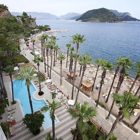 Quadas - Adult Only 4*