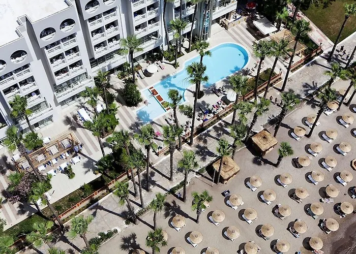 호텔 Quadas - Adult Only 4*