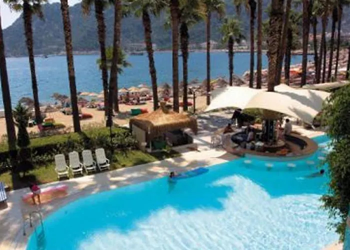 호텔 Quadas - Adult Only 4*