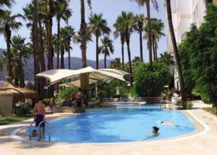 호텔 Quadas - Adult Only 4*