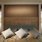 Quadas - Adult Only 4*