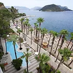 Quadas - Adult Only 4*