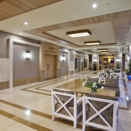 Quadas - Adult Only 4*